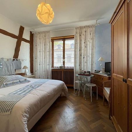 La Petite Chambre Bleue - Centre Historique-2 Pers-Non Accessible Au Personnes A Mobilite Reduite 케제르베르 외부 사진